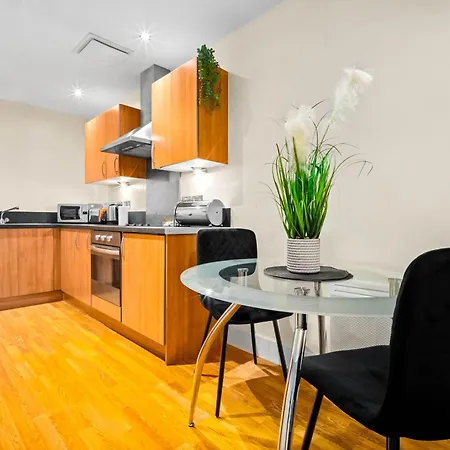 Centre - Chinatown - - Balcony - Secure Parking - Fast Wifi - 39a Apartment *